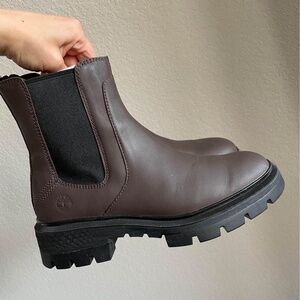 Timberland Women’s Cortina Valley Chelsea Slip-on Leather boots, size 6.5